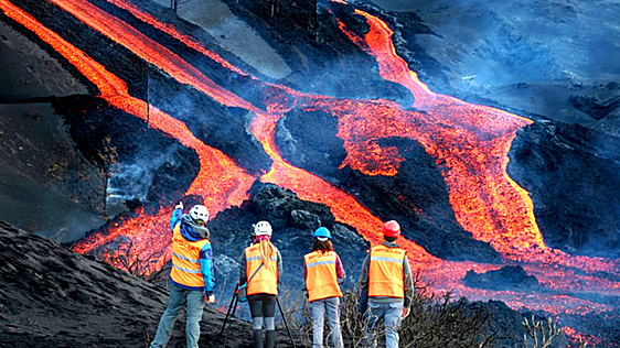 Un mapa de las entrañas de Tenerife localiza una gran bolsa de magma: «El riesgo existe, pero no es nuevo»
