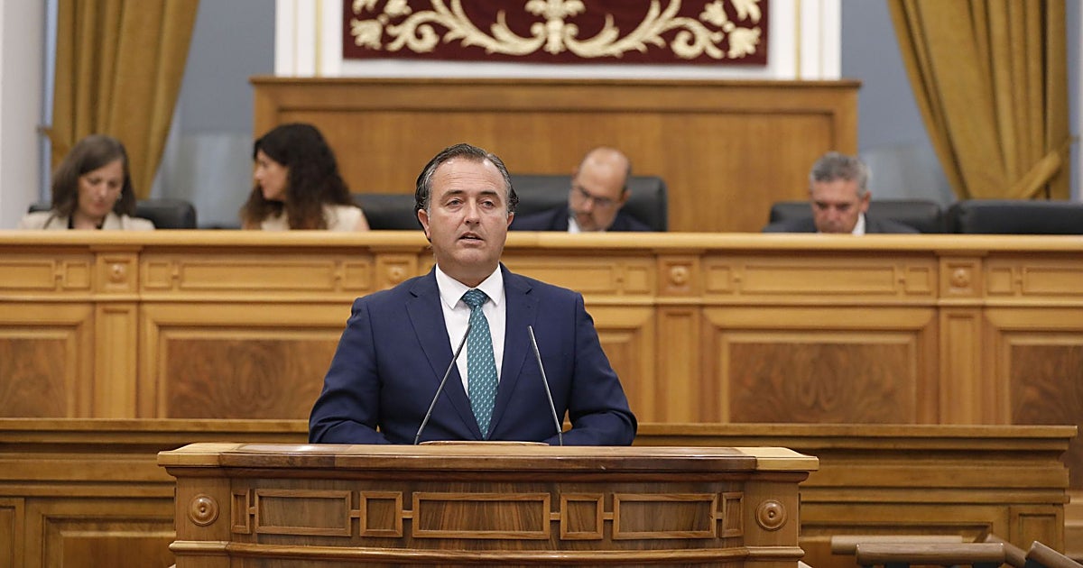 Las Cortes rechazan acabar con la «trampa del arraigo» que denuncia Vox