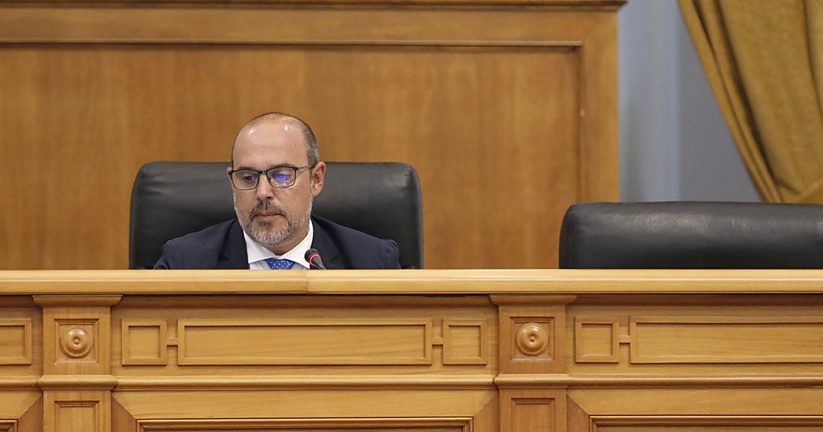 El PSOE acusa al PP de «montar el circo» en las Cortes tras la expulsión de Asenjo