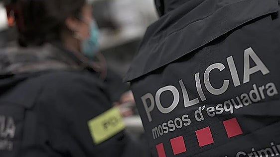 Hallan los restos óseos de una bebé dentro de una casa en Santa Bàrbara (Tarragona)