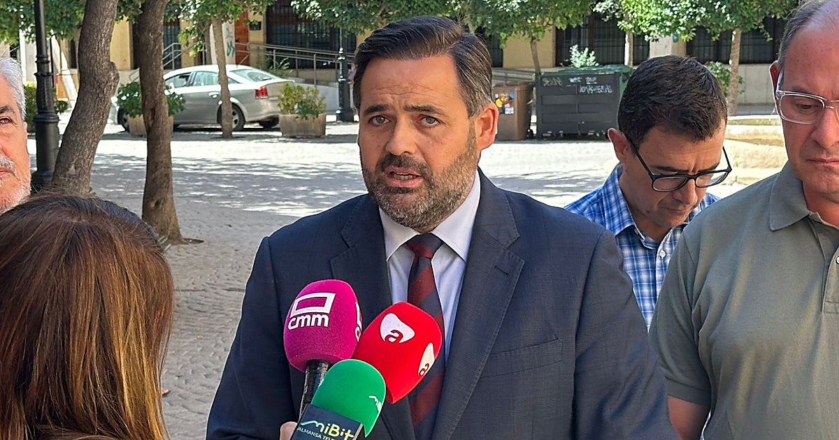 Núñez reta a Page a que sus ocho diputados apoyen una moción de censura contra Sánchez