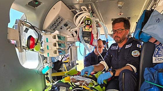 Rescatado en helicóptero un hombre muy grave encontrado cerca de una cueva en Gran Canaria