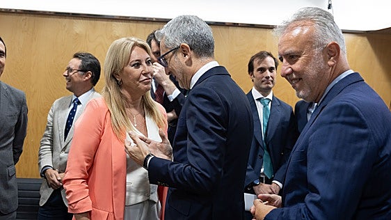 Pedro Sánchez le quita 155.000 habitantes a Andalucía para rebajar su financiación autonómica