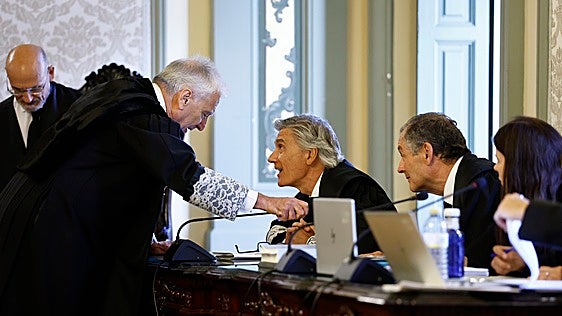 Alertan al Supremo del «daño irreversible» que supondrá no detener el censo de la 'ley de nietos'