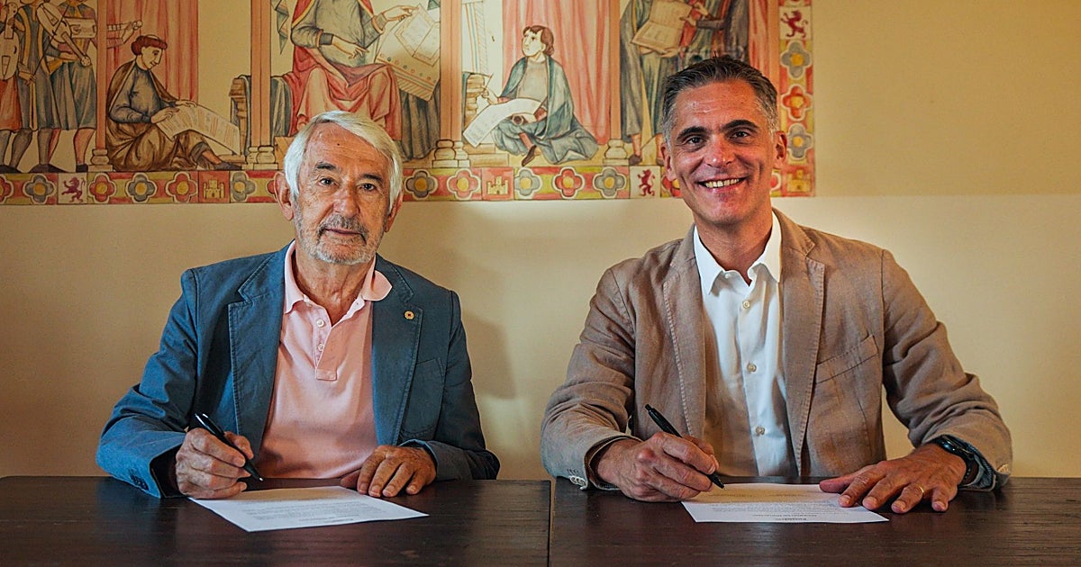  Puy du Fou  entrega a Cruz Roja 10.000 euros para los damnificados por el terremoto de Venezuela