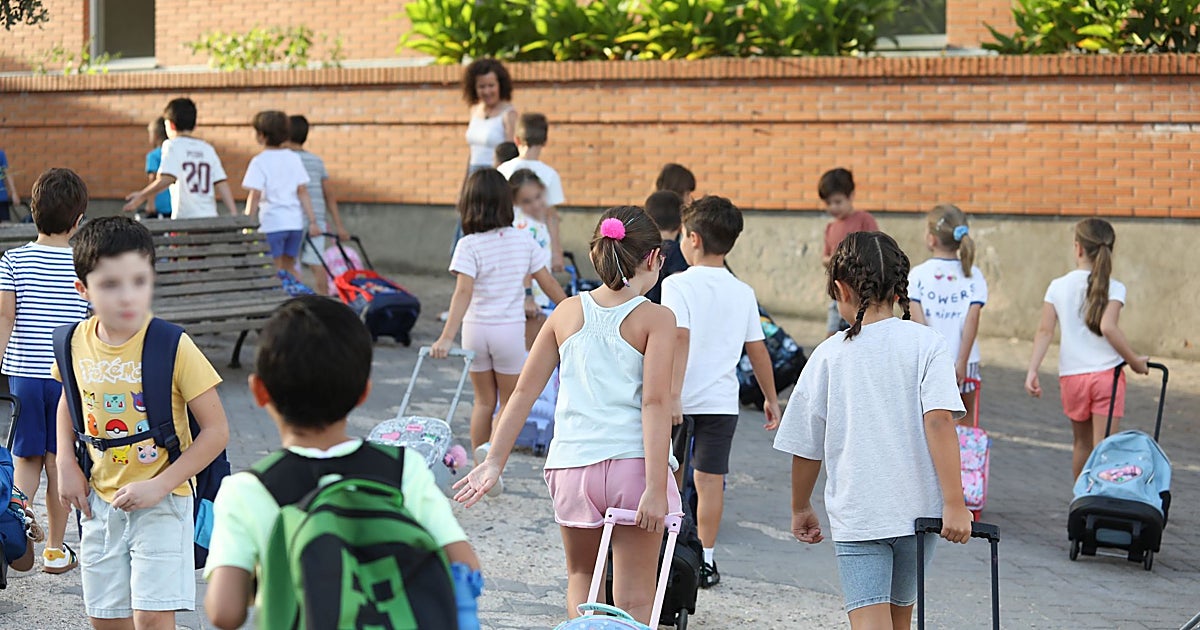 Más de 143.000 alumnos comienzan el curso «con total normalidad» en la provincia de Toledo