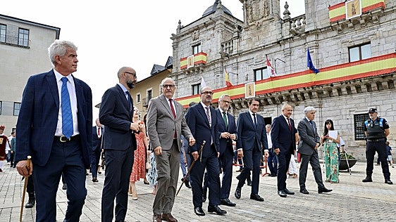 El alcalde de Ponferrada aboga en el Día del Bierzo por «dejar atrás las nostalgias» y «convertirnos en tierra de futuro»