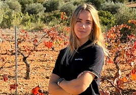 Paula Nuévalos, agricultora valenciana de 28 años: «La gente de ciudad dice que le encanta el pueblo. No, a ti lo que te gusta es estar de vacaciones en un sitio tranquilo»