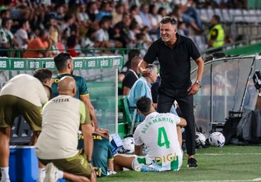 Iván Ania prolonga su mala racha en los inicios de temporada desde su llegada a El Arcángel