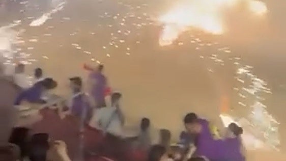 Un encierro con un toro de fuego infantil acaba con una decena de  heridos en las fiestas de Camarma de Esteruelas
