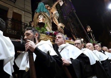 El Cristo del Descendimiento procesiona este domingo en Toledo por el 35 aniversario de la hermandad