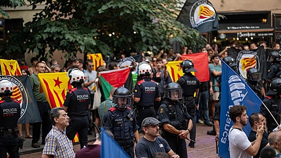 La irrupción de Aliança Catalana agría la división independentista y amenaza con llegar al enfrentamiento físico en la Diada