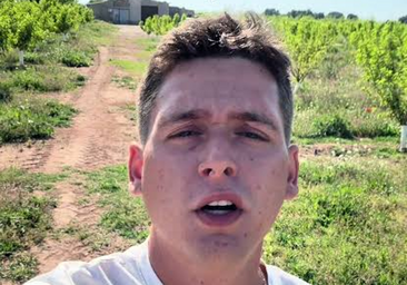 Albert, agricultor: «Empecé a trabajar muy desmotivado. No había nadie de mi edad»