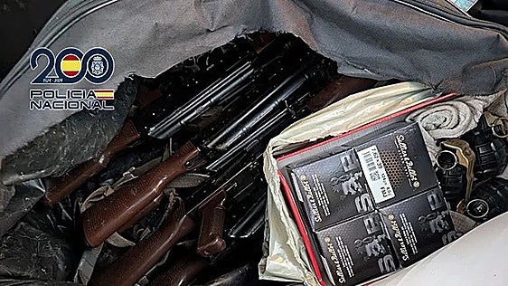 La Fiscalía General alerta de las armas de los narcos en suelo andaluz: desde AK-47 a lanzacohetes