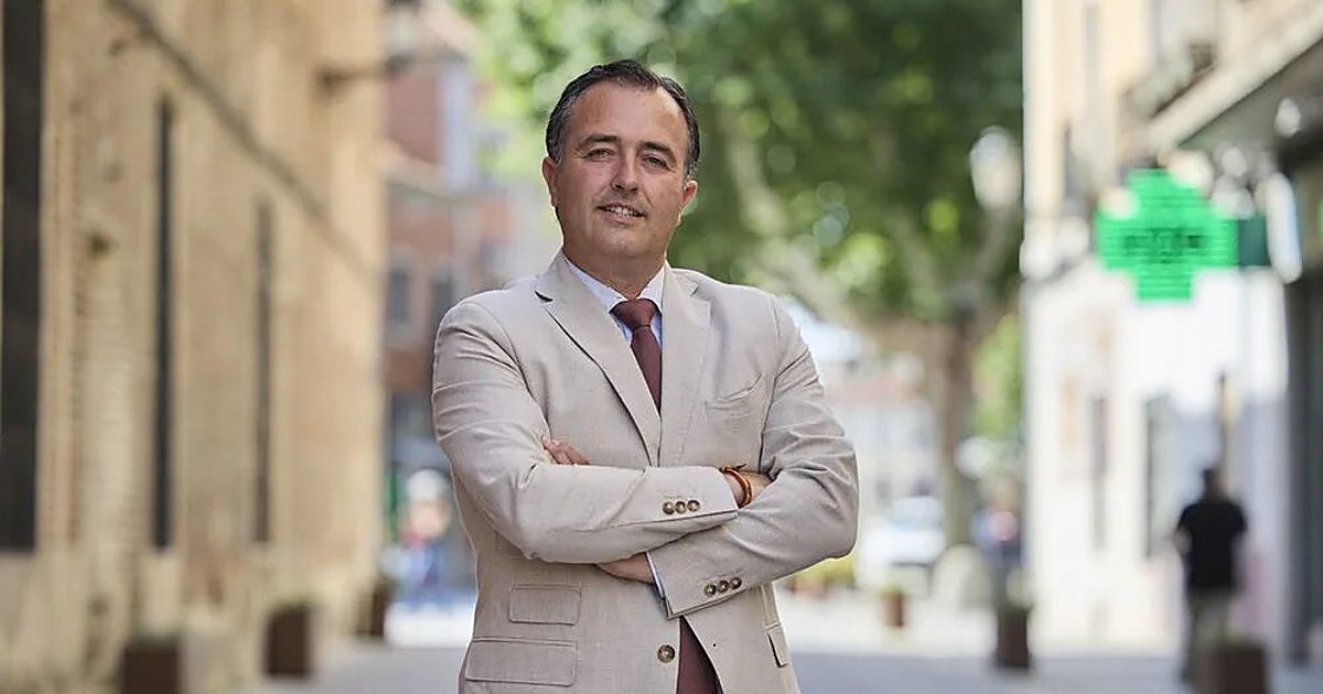 Vox pide «echar a Page antes de que termine de destrozar Castilla-La Mancha»