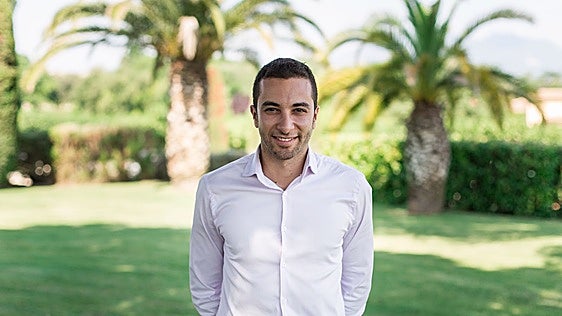 Yassine Bouallala: «El turismo es la red que sostiene la actividad económica en el interior de Cataluña»