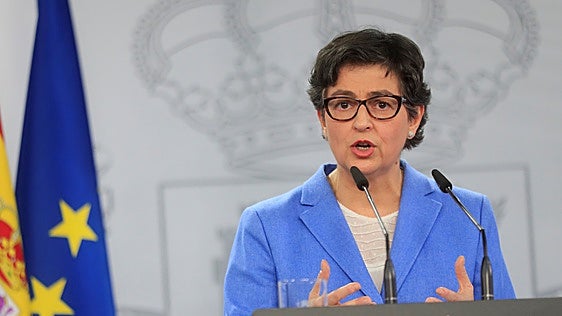 La exministra Laya entregó a Bolaños su teléfono hackeado tras la crisis con Marruecos por el caso Gali