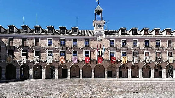 Cuatro detenidos y seis agentes heridos por los altercados en una macrodiscoteca de las fiestas de Ocaña