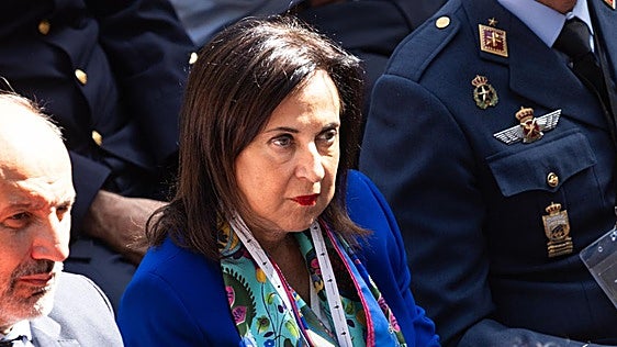 Robles, una ministra de Estado... (y de Sánchez)