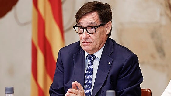 El 6% de Illa no cuadra: Cataluña necesitaría casi 6.800 millones más al año para educación