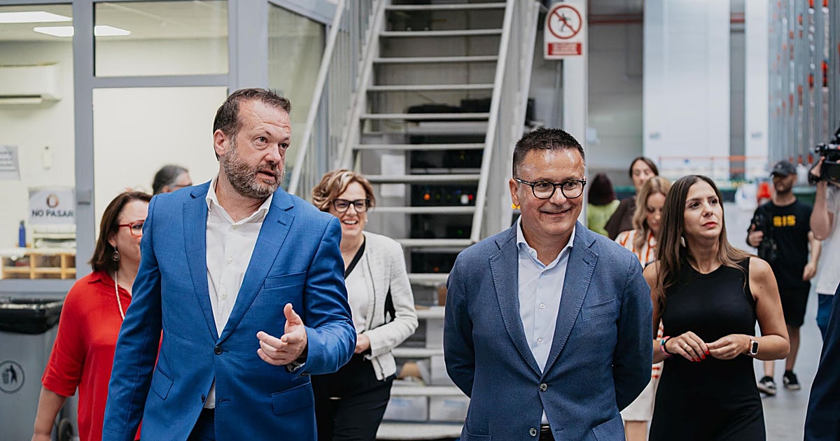 La oposición ataca al conselleiro de Emprego por una sanción a una empresa de su familia