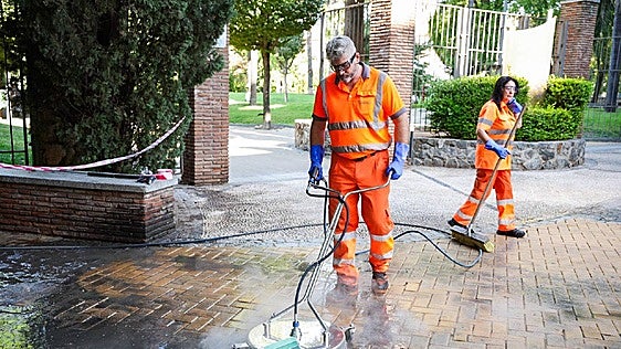 El Ayuntamiento invertirá casi 15 millones de euros en Sadeco en los próximos dos años