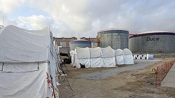 La Audiencia Nacional da vía libre a la instalación del campamento de inmigrantes en el Puerto de Ceuta
