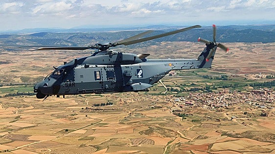 España refuerza su presencia militar en Rumanía con tres helicópteros NH90 Lobo para proteger el espacio aéreo de la OTAN