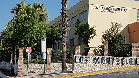 Agresión a docentes en Coín: «Le han tirado del pelo, la han tirado al suelo y una vez en el suelo, todos pegándole patadas»