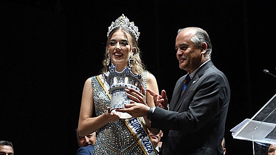 Cristina Jiménez reivindica a los jóvenes en el arranque de las Ferias de San Mateo