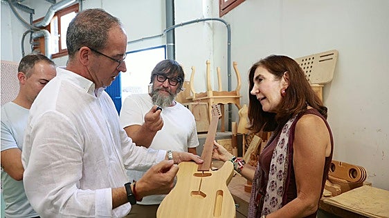 La Escuela de la Madera de Encinas Reales inserta a más de 2.800 alumnos en el mercado laboral