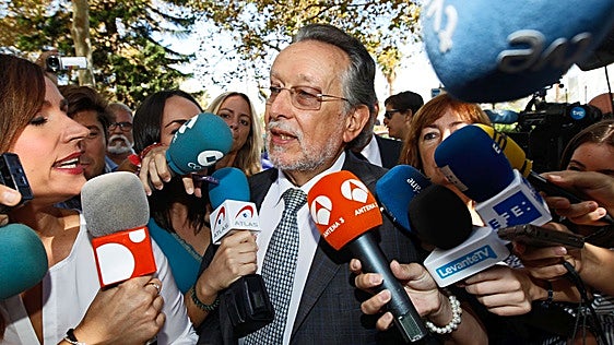 El PP se aparta del caso Azud y evita acusar al entorno de Rita Barberá