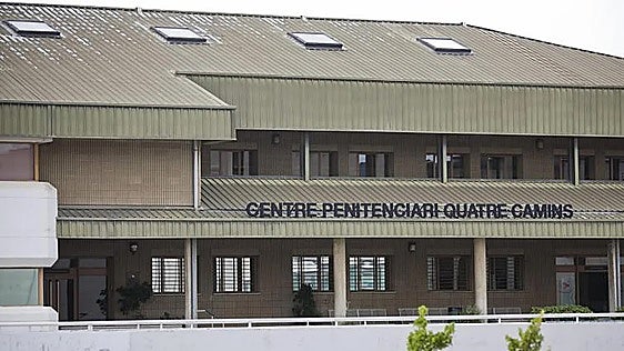 Un preso mata a otro en su celda del módulo de sancionados de Quatre Camins