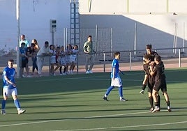 Gonzalo Saiz enganchó un buen tiro con la izquierda para batir a Nacho Esteban y poner por delante al CD Toledo.