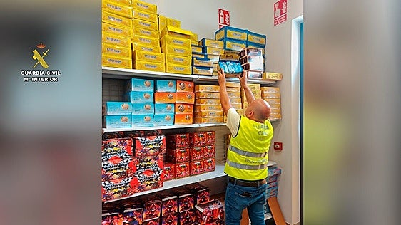 Retiran más de 80.000 juguetes peligrosos, entre ellos «squishys tóxicos», a la venta en fiestas patronales de La Coruña