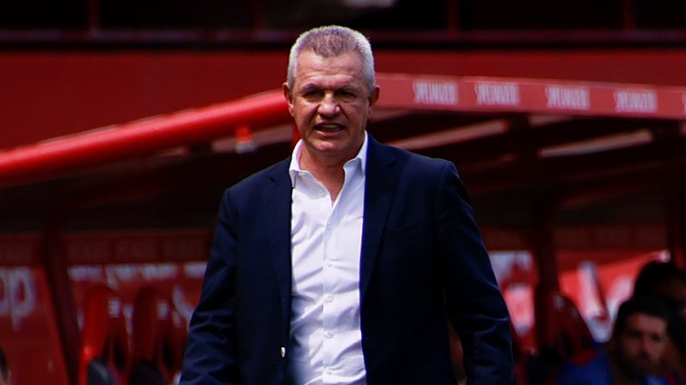 Cañizares, claro sobre el fichaje de Javier Aguirre como entrenador del Valencia: «Cuando tengo fuego, necesito primero apagarlo»