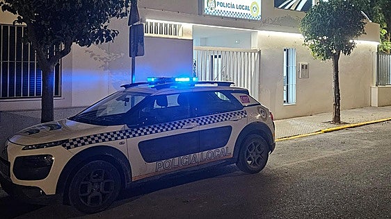 Caos en Montalbán por una concentración ilegal: motos sin matrícula, conductores encapuchados y un agente herido con mordiscos