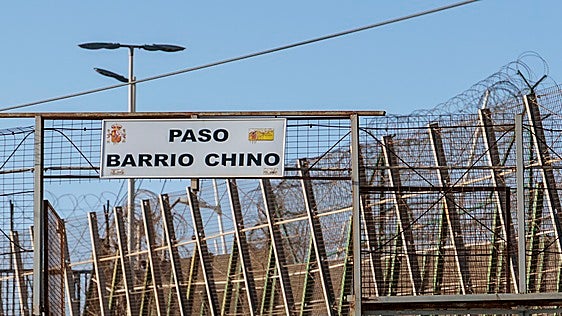 Interior refuerza la seguridad en Melilla ante la fuerte amenaza de una invasión como la de Ceuta