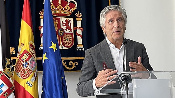 Marlaska sostiene que la suspensión del partido de la selección en Ceuta responde solo «a criterios técnicos»