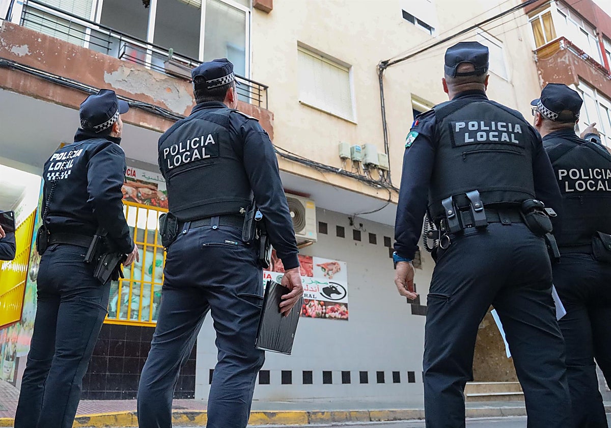 Detienen en El Ejido a un inmigrante ilegal llegado a Ceuta por agredir sexualmente a una mujer