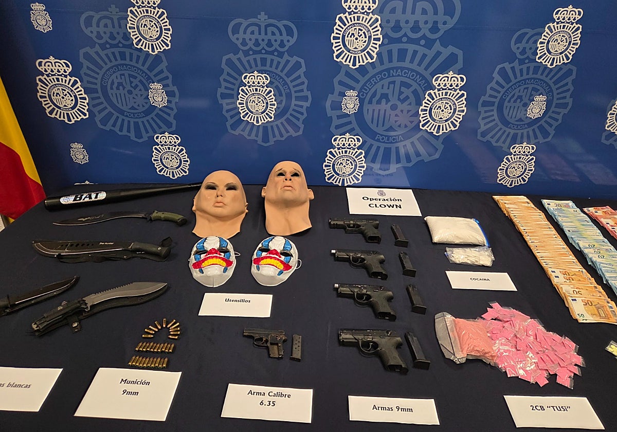 Detenidos en Marbella dos narcos menores de edad con pistolas semiautomáticas