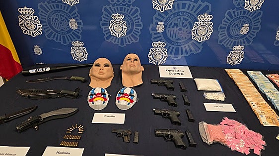 Detenidos en Marbella dos narcos menores de edad con pistolas semiautomáticas