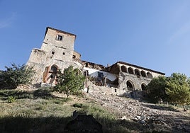 La Junta interviene «de emergencia» en el Palacio de los Hurtado  de Almazán tras un nuevo derrumbe