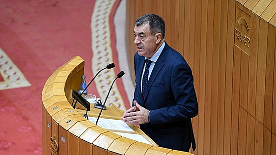 Galicia retrasa hasta quinto de Primaria el uso individual de pantallas en las aulas