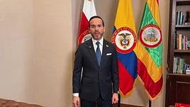 De la Espriella ordena reforzar la presencial militar y policial en la ciudad colombiana de Santa Marta