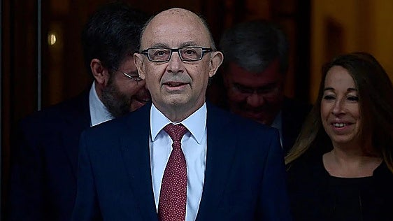 La Audiencia de Tarragona deja en manos del Supremo decidir si el caso Montoro se traslada a Madrid