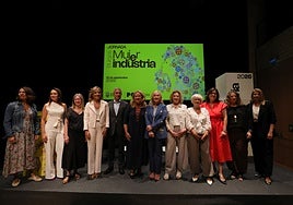 Participantes en el foro Mujer e Industria celebrado en Burgos