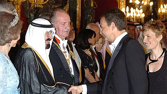 Zapatero dice al juez que las joyas son «un obsequio» que el rey de Arabia Saudí le entregó en 2007