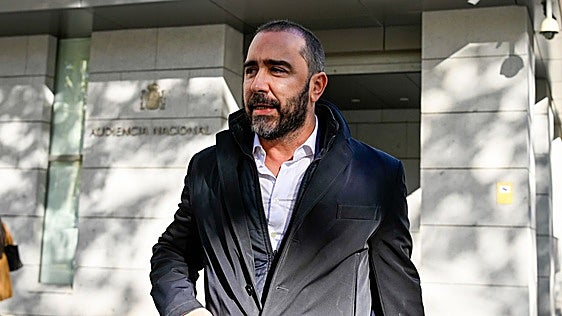 La UCO solicita al juez del caso Hidrocarburos el bloqueo «inmediato» de las cuentas en Portugal de Aldama y su socio