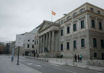 Una trabajadora del Congreso atendida por los efectos de un espray pimienta en los baños